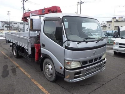 Toyota DYNA  с аукциона в Японии