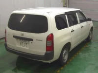 Toyota PROBOX лот № 92 оценка R  с аукциона в Японии 6