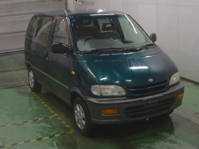 Nissan SERENA  с аукциона в Японии