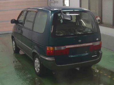 Nissan SERENA  с аукциона в Японии
