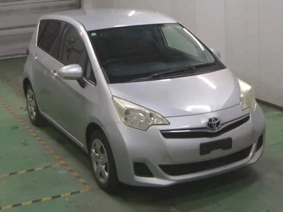 Toyota RACTIS  с аукциона в Японии