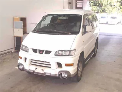 Mitsubishi DELICA