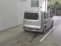 Nissan CUBE лот № 1045 оценка 3  с аукциона в Японии 4