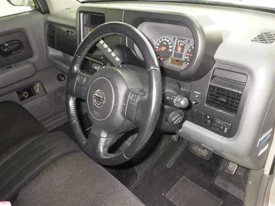 Nissan CUBE  с аукциона в Японии