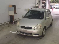 Toyota VITZ лот № 1018 оценка 3.5  с аукциона в Японии 3