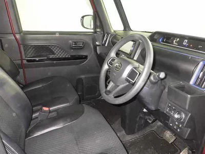 Daihatsu TANTO  с аукциона в Японии
