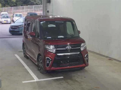 Daihatsu TANTO  с аукциона в Японии