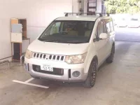Mitsubishi DELICA D5 лот № 1054 оценка 3.5  с аукциона в Японии 3