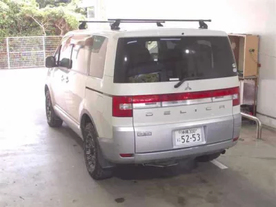 Mitsubishi DELICA D5  с аукциона в Японии