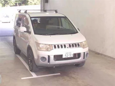 Mitsubishi DELICA D5  с аукциона в Японии