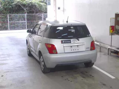 Toyota IST