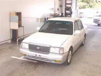 Toyota CROWN COMFORT лот № 253 оценка R  с аукциона в Японии 3