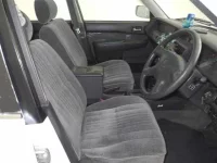 Toyota CROWN COMFORT лот № 253 оценка R  с аукциона в Японии 2