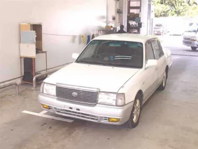 Toyota CROWN COMFORT  с аукциона в Японии