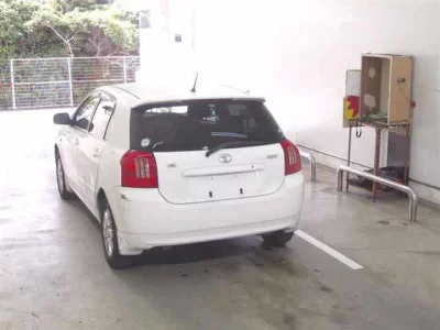 Toyota COROLLA RUNX  с аукциона в Японии