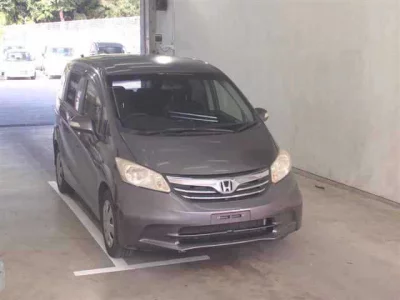 Honda FREED  с аукциона в Японии