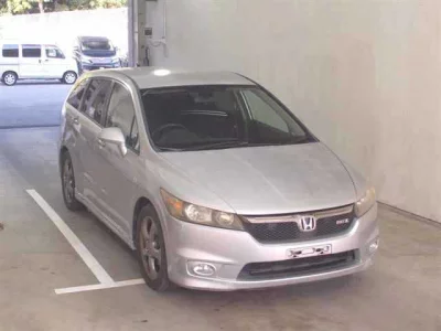 Honda STREAM  с аукциона в Японии