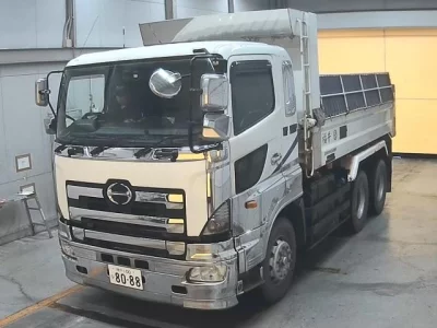 Hino TRUCK