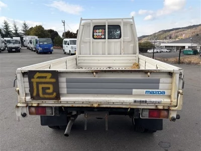 Mazda BONGO  с аукциона в Японии