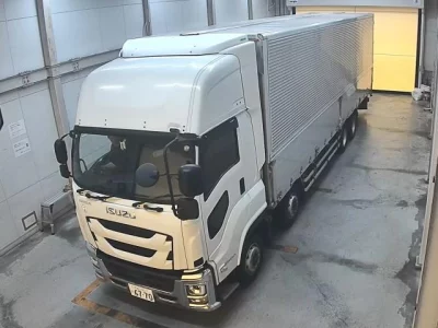 Isuzu TRUCK