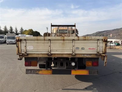 Isuzu FORWARD