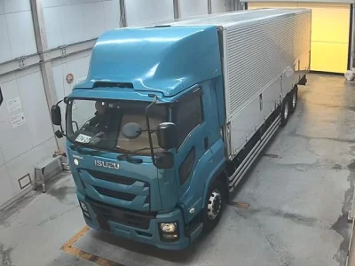 Isuzu TRUCK