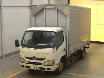 Hino DUTRO  с аукциона в Японии