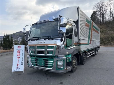 Isuzu TRUCK  с аукциона в Японии