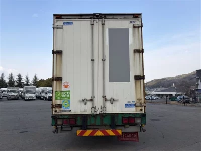 Isuzu TRUCK  с аукциона в Японии