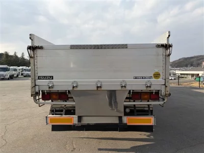 Isuzu TRUCK  с аукциона в Японии