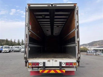 Isuzu TRUCK  с аукциона в Японии