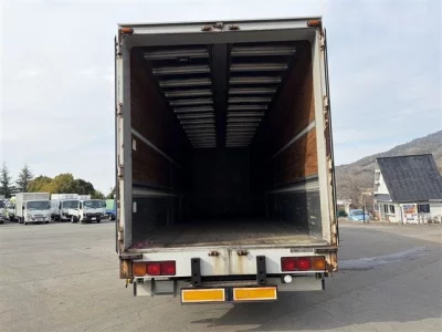 Isuzu TRUCK  с аукциона в Японии