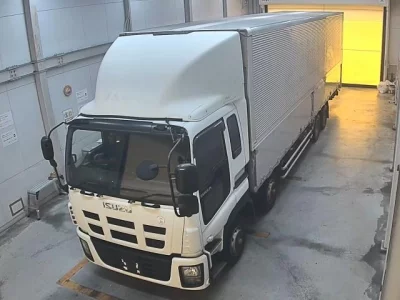 Isuzu TRUCK