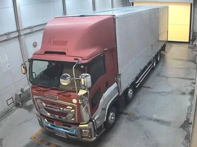 Isuzu TRUCK