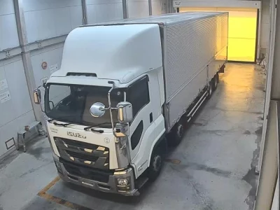 Isuzu TRUCK