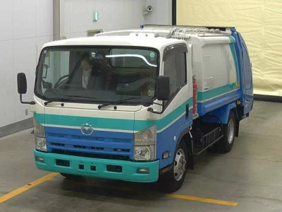 Mazda TITAN  с аукциона в Японии