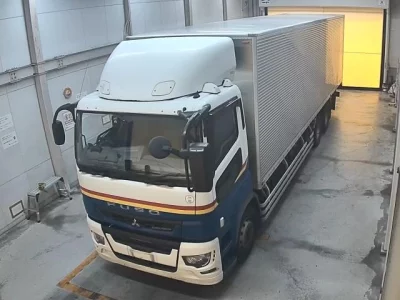 Mitsubishi FUSO TRUCK  с аукциона в Японии