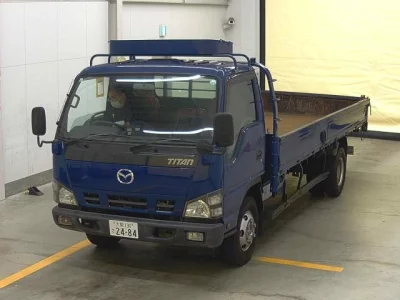 Mazda TITAN  с аукциона в Японии