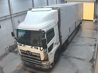 Hino TRUCK