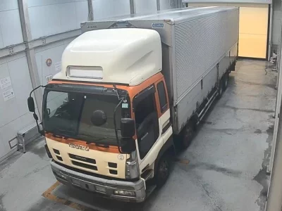 Isuzu TRUCK