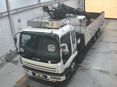 Isuzu TRUCK