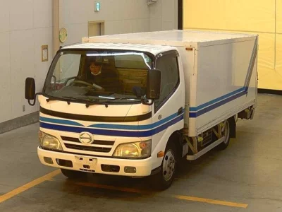 Hino DUTRO  с аукциона в Японии