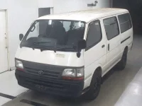 Toyota HIACE VAN лот № 4022 оценка 3  с аукциона в Японии 3