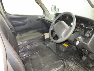 Toyota HIACE VAN  с аукциона в Японии