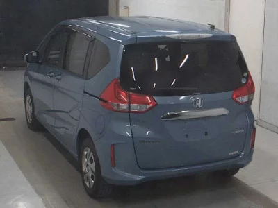 Honda FREED  с аукциона в Японии