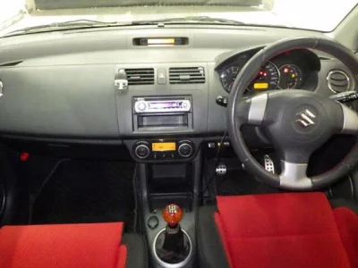 Suzuki SWIFT  с аукциона в Японии