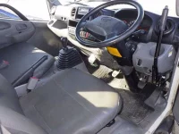 Hino DUTRO лот № 4037 оценка 3.5  с аукциона в Японии 2