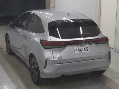 Nissan AURA