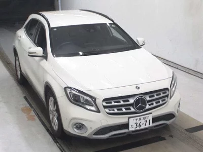 Mercedes-Benz GLA CLASS