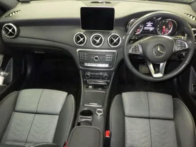 Mercedes-Benz GLA CLASS